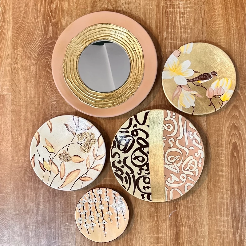 دیوارکوب بشقاب سفال تزیینی قاب تابلو برجسته ورق طلا آینه دکور (پس کرایه)